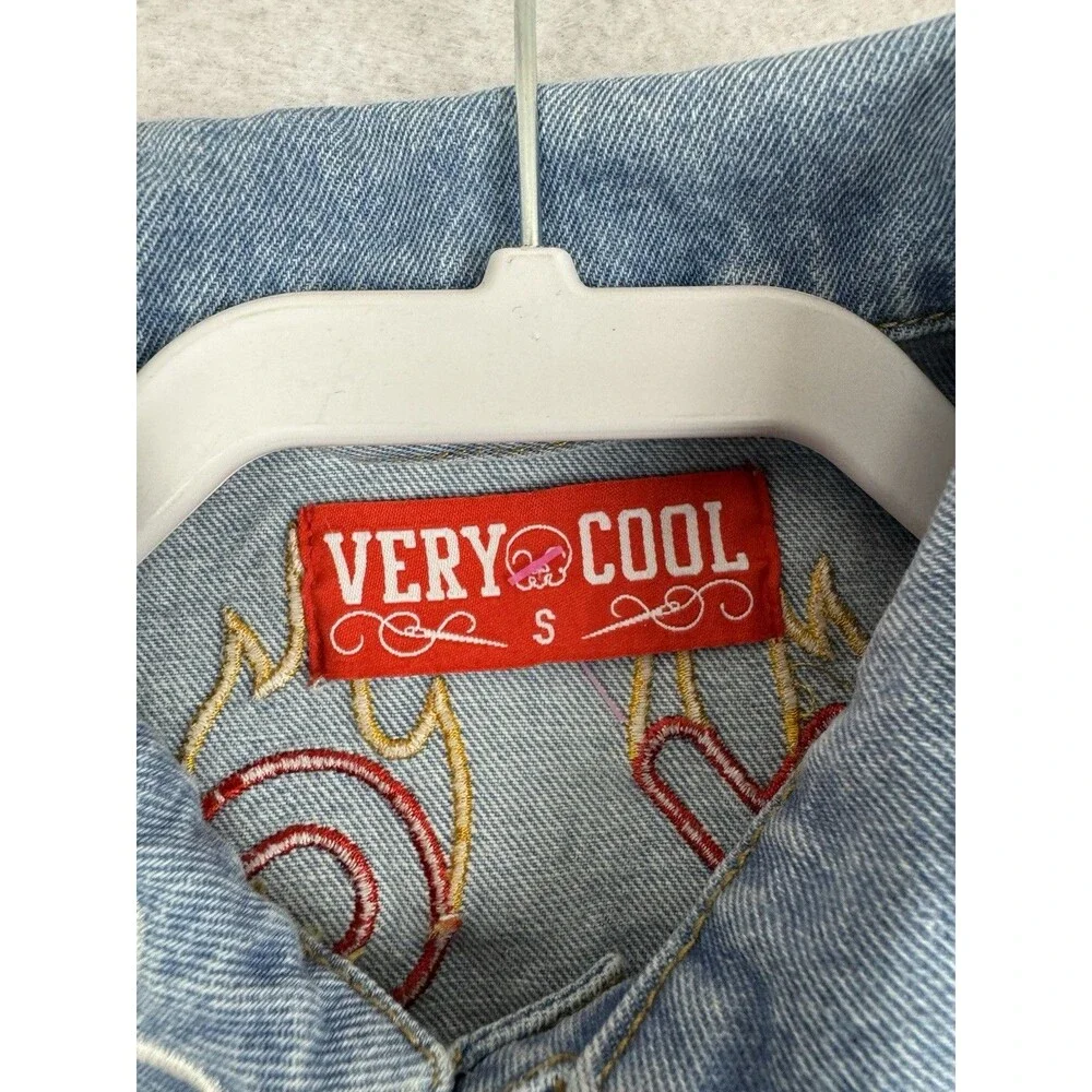 Cool Shirtz 